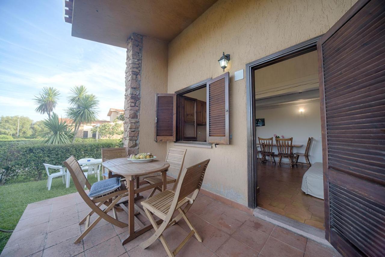 Residence Oasi E Oasi Blu San Teodoro  Ngoại thất bức ảnh