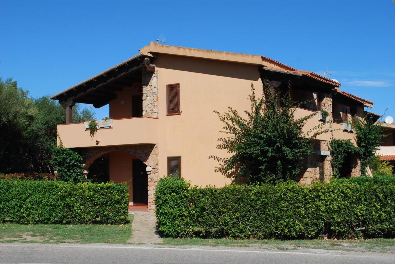 Residence Oasi E Oasi Blu San Teodoro  Ngoại thất bức ảnh