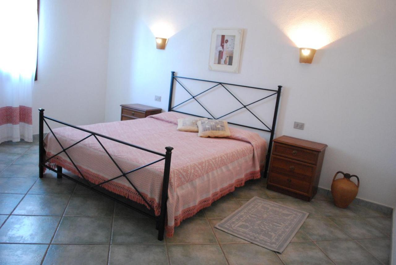 Residence Oasi E Oasi Blu San Teodoro  Ngoại thất bức ảnh